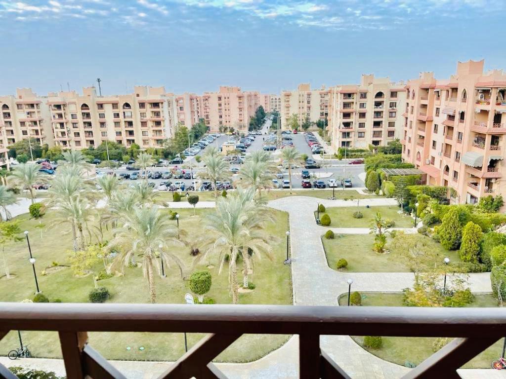 Luxurious 3 Bedroom Rustic Apartment Overlooking Huge Garden - For Families And Couples Il Il Cairo Esterno foto